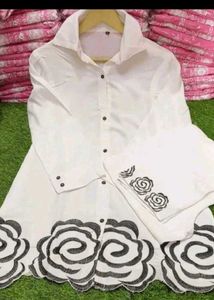Stylish White Kurta Set with Rose Border