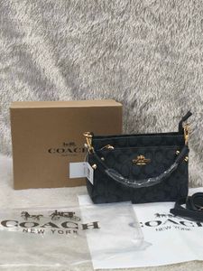 Coach Signature Black 🖤 Shoulder Bag