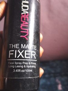 Huda Beauty Makeup Setting Spray