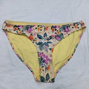 Tropical 🔥Floral Bikini Bottom