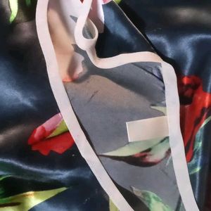 Floral Print Satin Camisole sez L