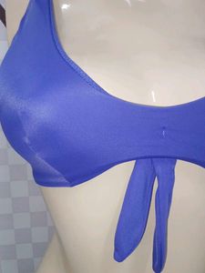 (771)Blue Tie-Front Bikini Top