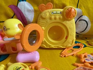Cute Duck Family Laundry Playset Toy