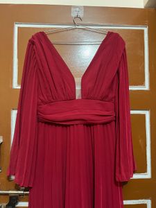 Elegant Pleated Maxi Dress