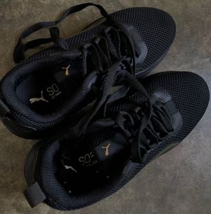 Puma Black Softfoam Sneakers