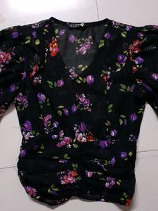 Black Clinched Top
