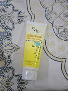 Fix Derma Shadow SPF 30+ Lotion for Kids