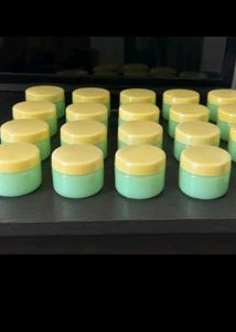 Home made herbal aloevera lotion