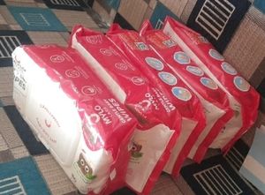 "Mylo Baby Gentle Wipes - Pack of 10 | 80 Wipes Each | Organic Coconut Oil, Neem, Aloe Vera, Vitamin E | 98% Pure Water"