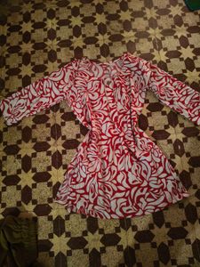 Chic Red Floral Print Kurta