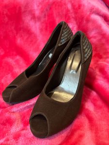 Chic Heels with glitter
