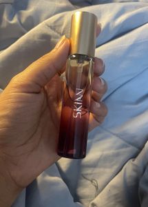 Noura Iris Perfume