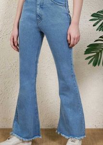 Korean Bootcut Jeans And Cute T Shirt