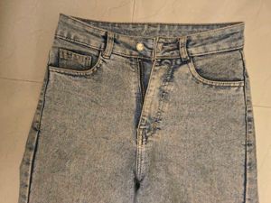 Light Wash Straight Leg Jeans