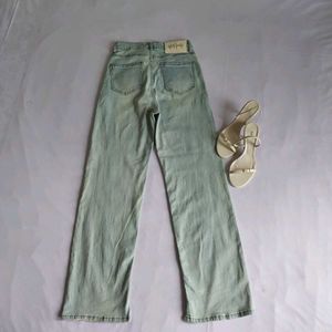 Light Wash Wide Leg Jeans 🐞⚘️