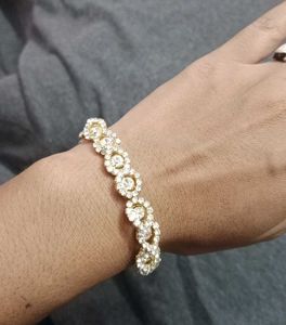 Elegant unique Rhinestone bracelet