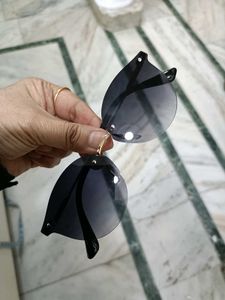 Sunglasses - Tortoise Shell &amp; Black