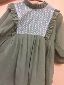 Chic Green Pleated Tunic Top