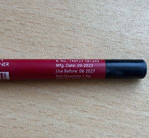 Swiss Beauty Bold Matte Lip Liner
