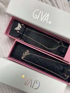 GIVA Butterfly Anklet Set