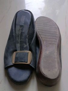 Stylish Women's Slip-On Sandals