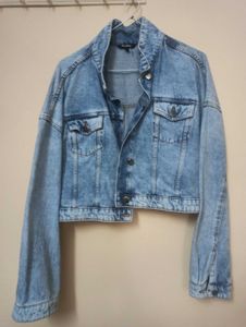 Stylish Cropped Denim Jacket