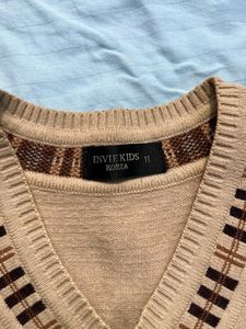 DISCOUNTED!! Pinterest sweater vest