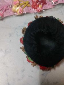 Combo Of Hair Accesories...
