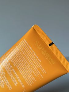 DOT &amp; KEY Vitamin C+E Face Wash