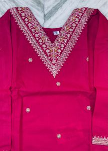 Beautiful Pink Kurta Set with Intricate Embroidery