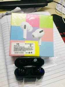 SM1 Wireless Bluetooth Earbuds
