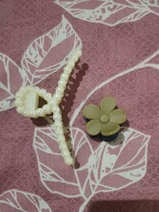 Chic Pearl Claw & Flower Hair Clip Set