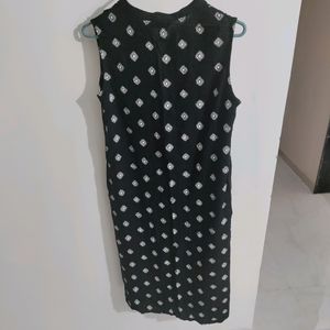 Slivless Kurti