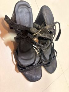 Stylish Black Heeled Sandals