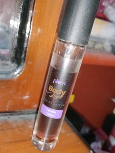 it's plam vanilla perfume