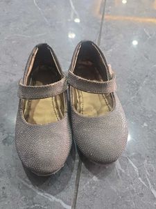 Girls Golden  Sparkly Ballerina Shoes