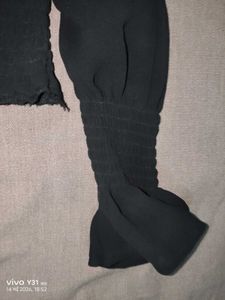 🖤 Elegant Black Ruched Crop Top 🖤