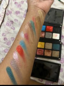 Forever 52 Eyeshadow Pallates