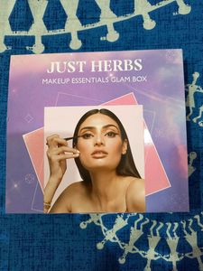 Just Herbs Essential Makeup Kit