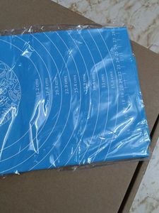 Baking Mat with Measurements