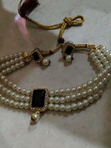 Elegant Pearl Choker Necklace Set