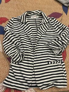 Chic Striped Blazer