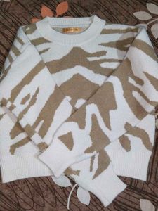 Trendy Zebra Print Sweater