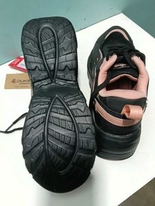 Stylish Black Sneakers duke running shoes