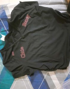 Black "Honey Chtie" Graphic T-Shirt