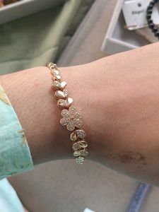 Charming Rose Gold Bracelet with Hearts & Flower