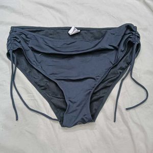 Solid 🥰Navy Blue Ruched Bikini Bottom