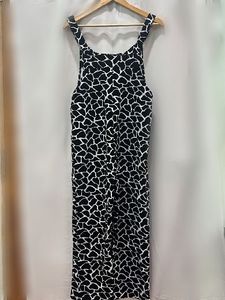Stylish Black &amp; White Animal Print Jumpsuit