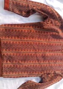 Vintage Patterned V-Neck Knit Sweater
