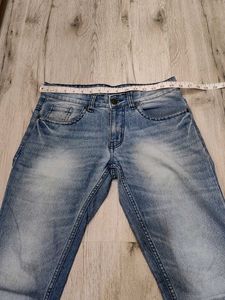 Ma6231 Matrix jeans waist 32 inches